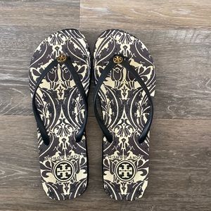 Tory Burch Thin Flip Flop 8.5